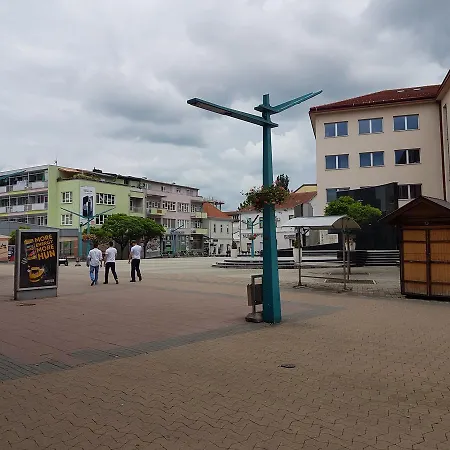 Roses Apartment Bihac